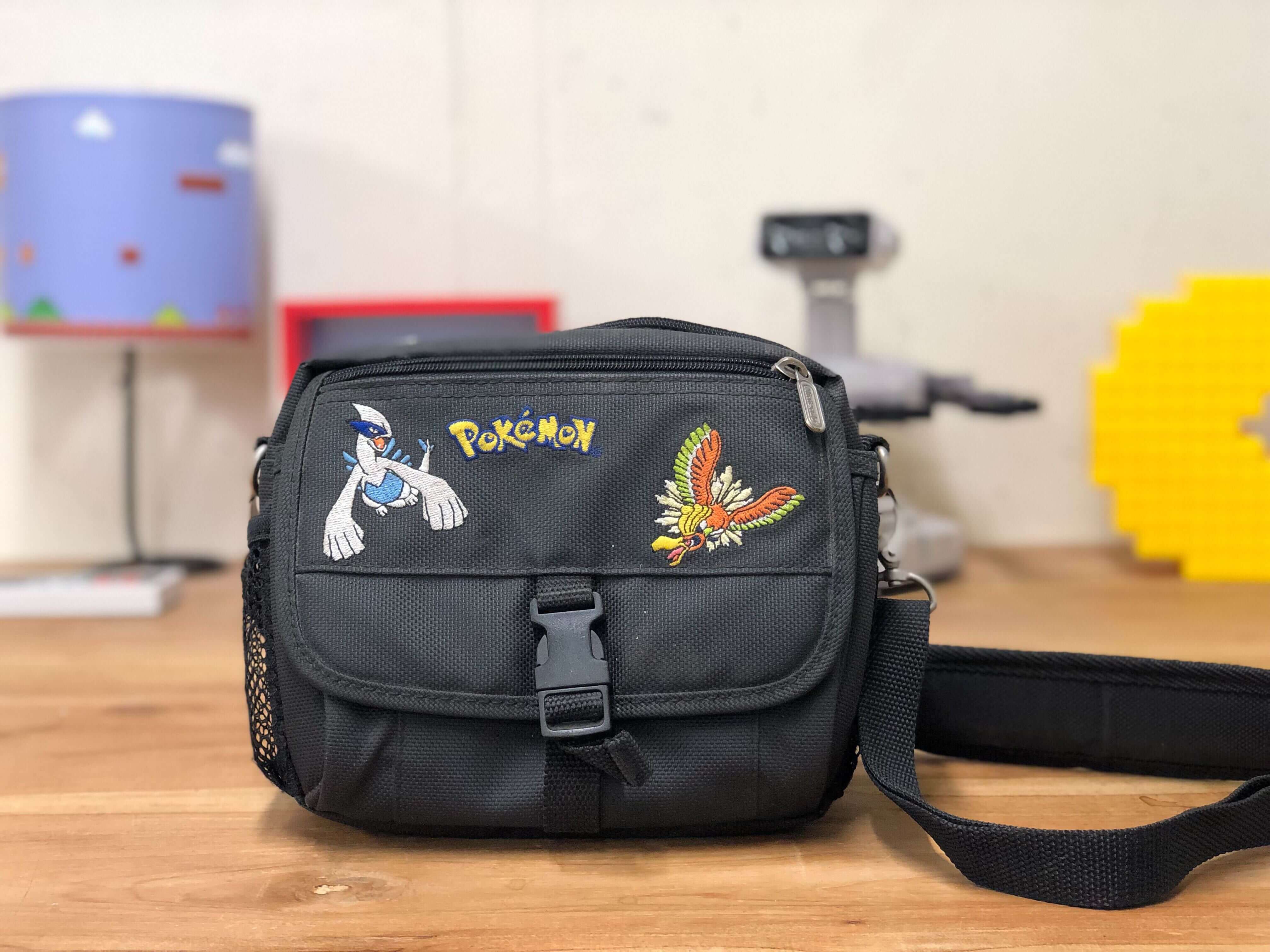 Nintendo Gameboy Pokémon Bag